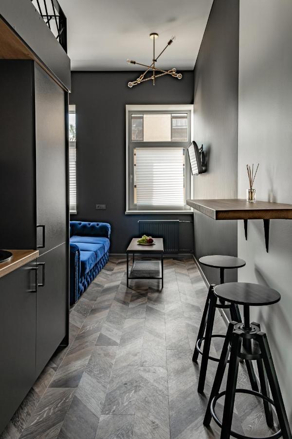 River House Apartments Каунас Екстер'єр фото