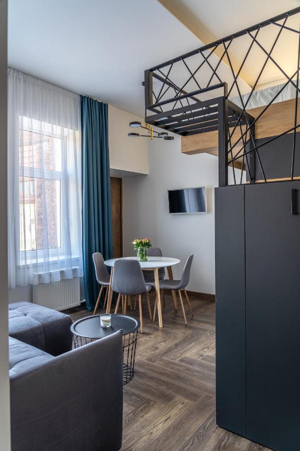 River House Apartments Каунас Екстер'єр фото