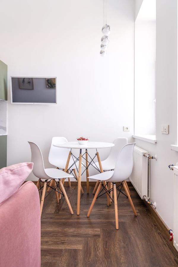 River House Apartments Каунас Екстер'єр фото