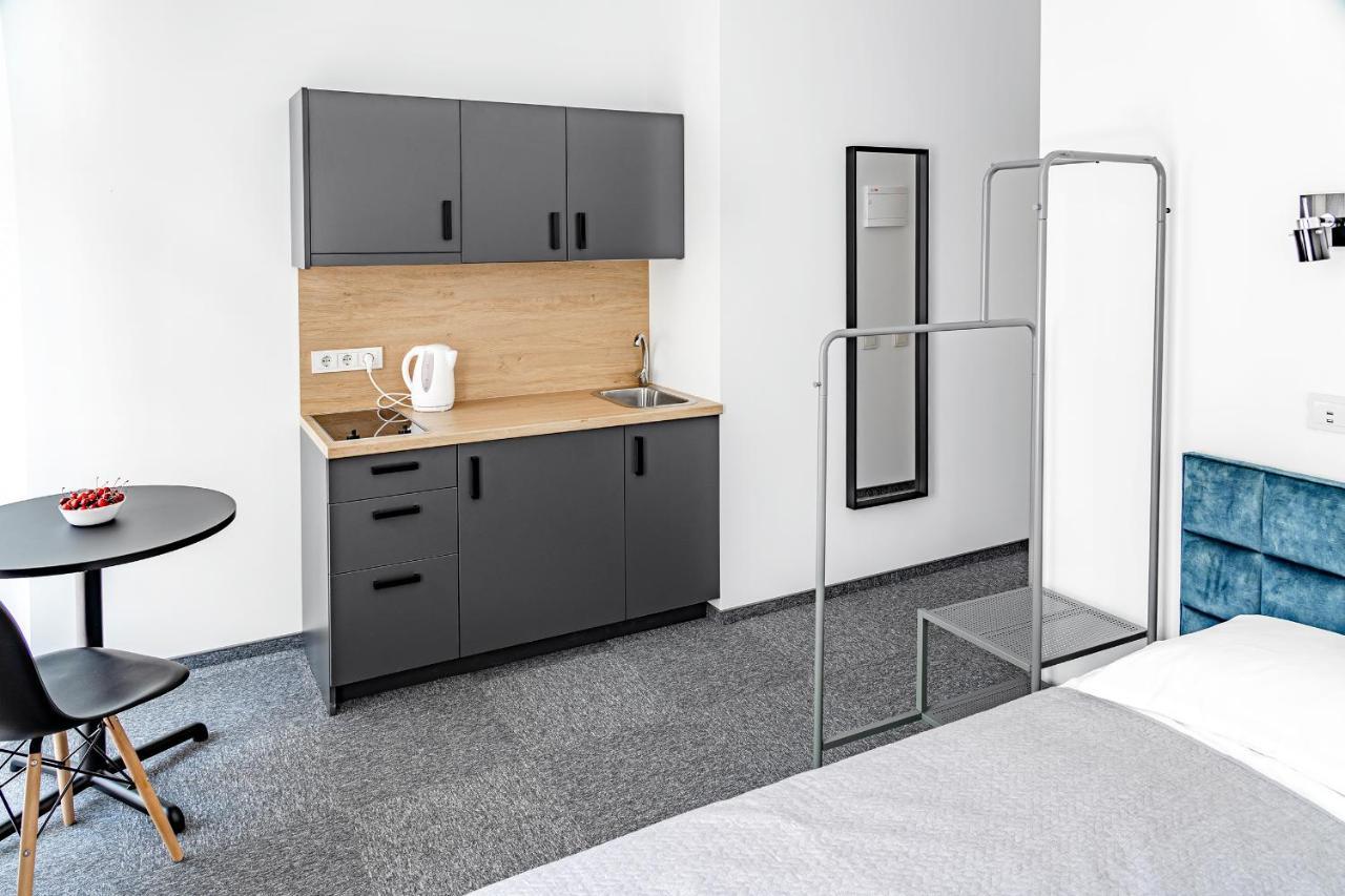 River House Apartments Каунас Екстер'єр фото