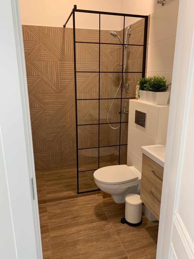 River House Apartments Каунас Екстер'єр фото